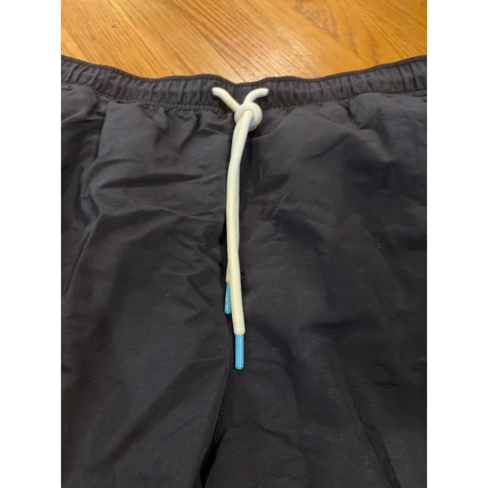 Tommy Bahama Mens Black Swim Trunks Cargo Pocket Marlin Logo Large L